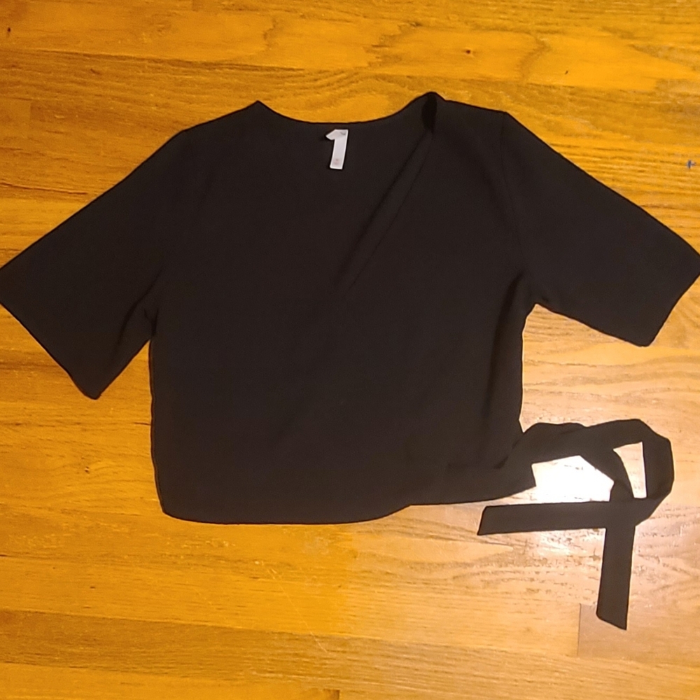 Xhilaration Elegant Black Top